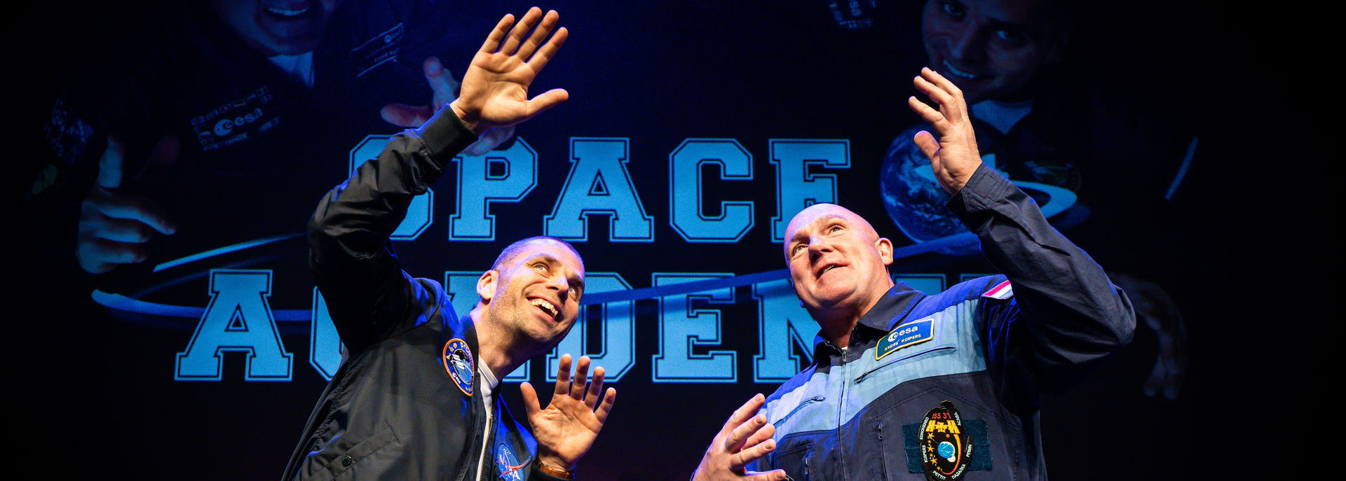 Reis met André Kuipers en Sander Koenen naar de verste hoeken van het heelal en waan jezelf astronaut. Leer alles over de ruimtevaart, hoe het is om te zweven en stel jouw vraag aan Nederlands enige astronaut.