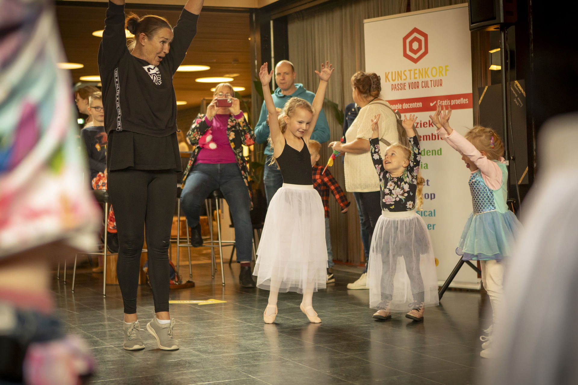 Jeugdtheaterdag 2023 - De Tamboer - Anouk Schamper Fotografie