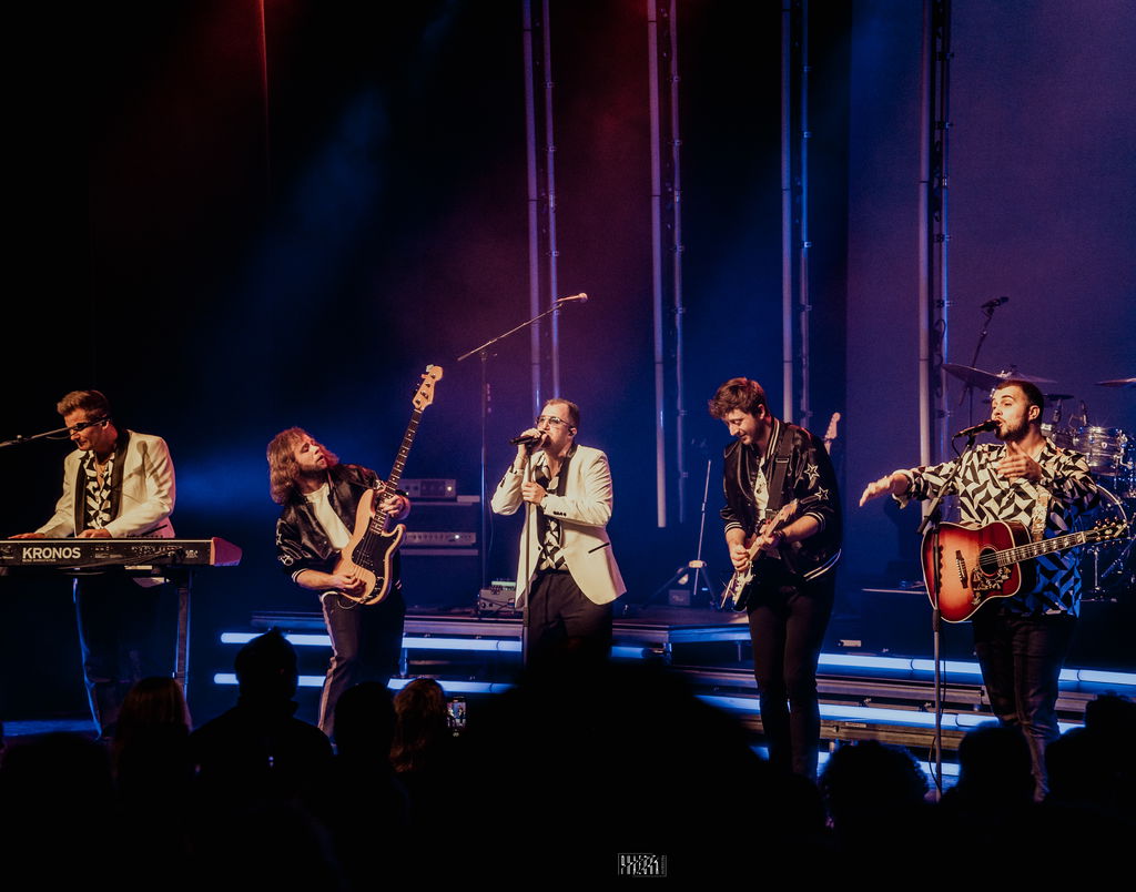 Bee Gees by Maincourse - 2026 in De Tamboer - SHOTBYPHAE