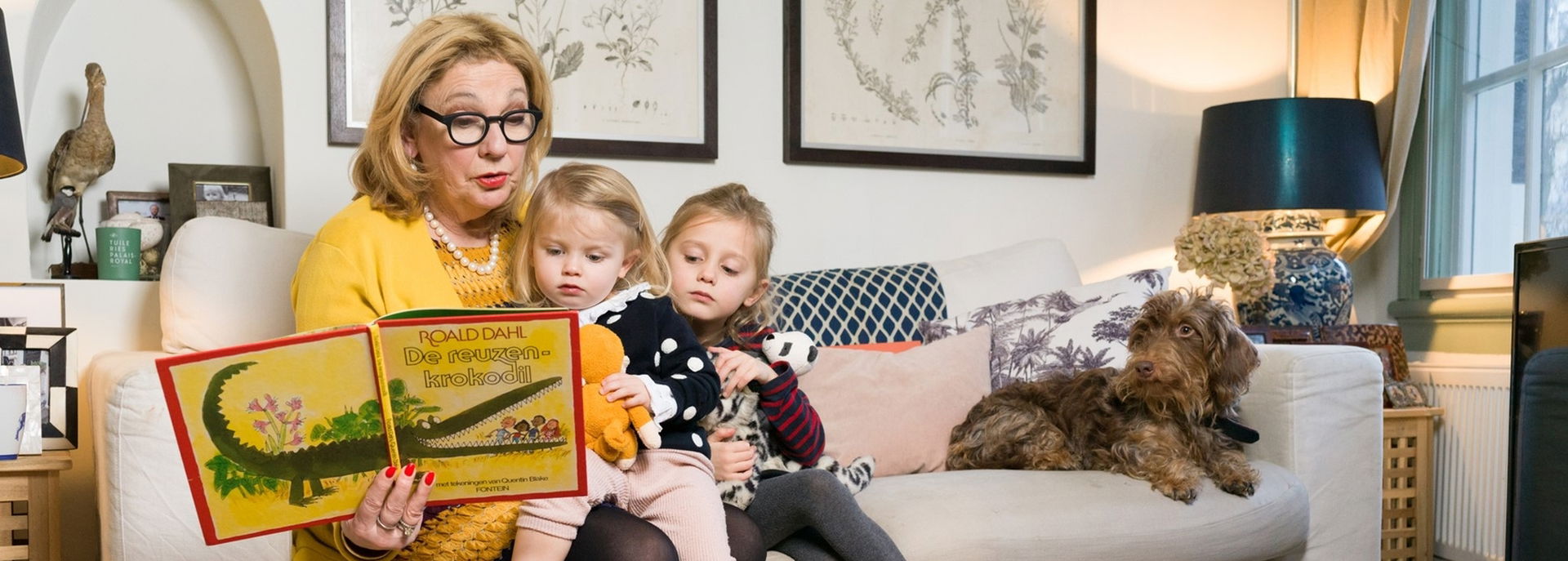 Bibliotheek Hoogeveen organiseert in het kader van Lees Voort een voorleesmiddag voor opa's en oma's