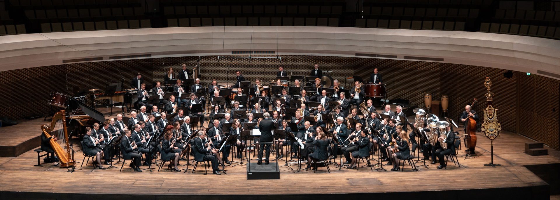 Grenzen Opzoeken - Symfonisch Blaasorkest Nedersaksen + Koninklijke Harmonie van Thorn - 2023 in De Tamboer