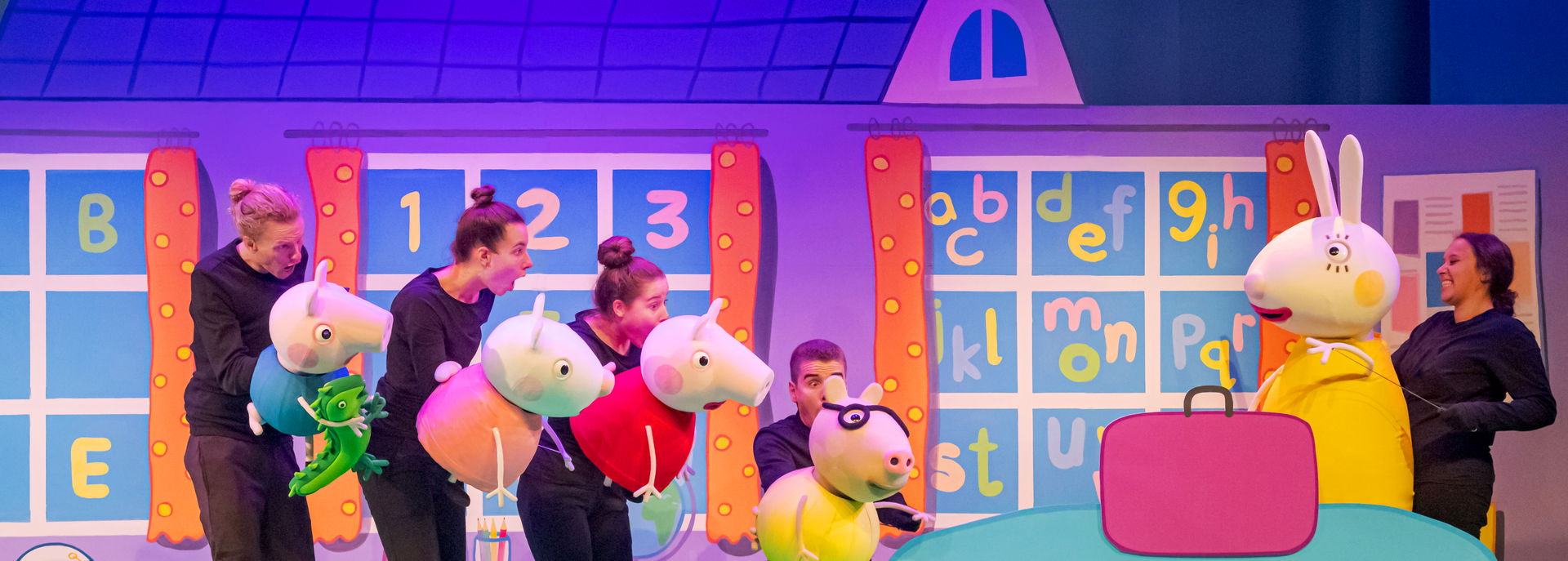 Peppa Pig Live - Schoolreisje naar het strand - 2022 in De Tamboer