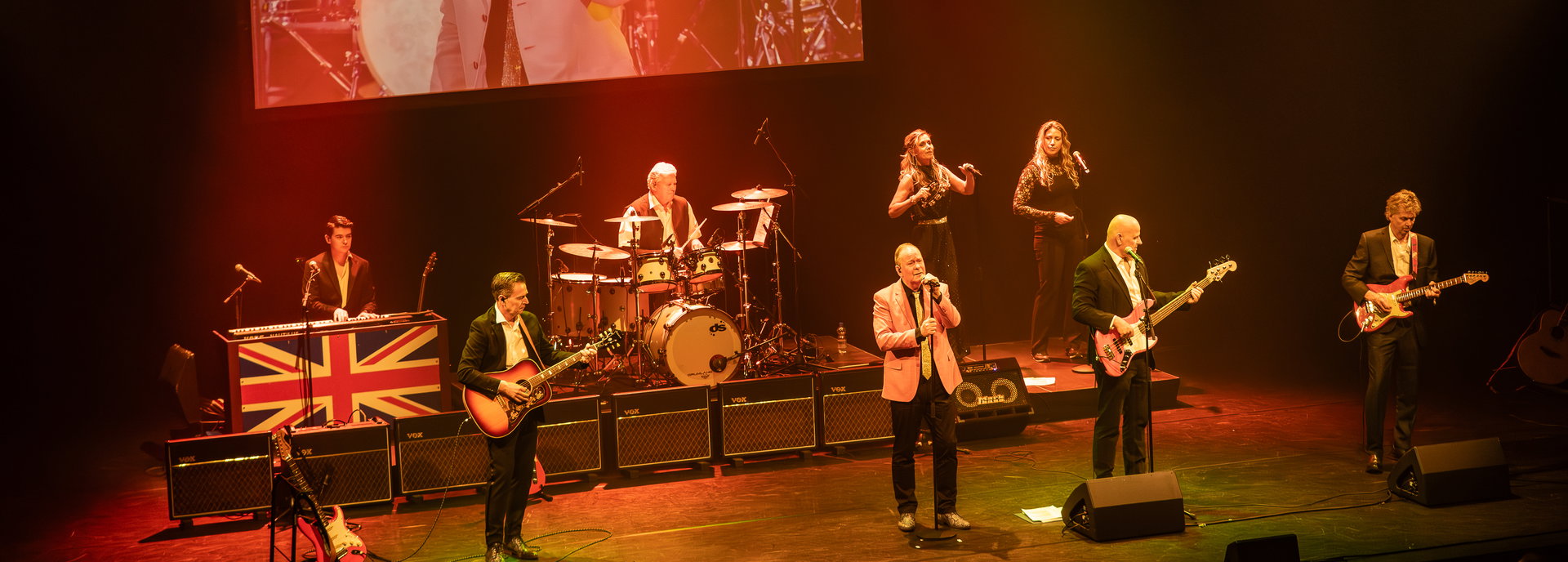 Cliff & The Shadows - 2027 in De Tamboer - Fotograaf: Robert Gort Fotografie
