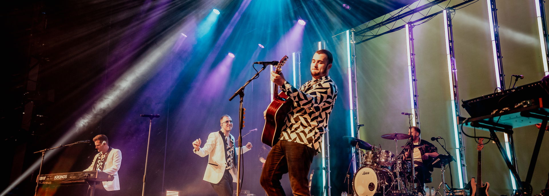 Bee Gees by Maincourse - 2026 in De Tamboer - SHOTBYPHAE