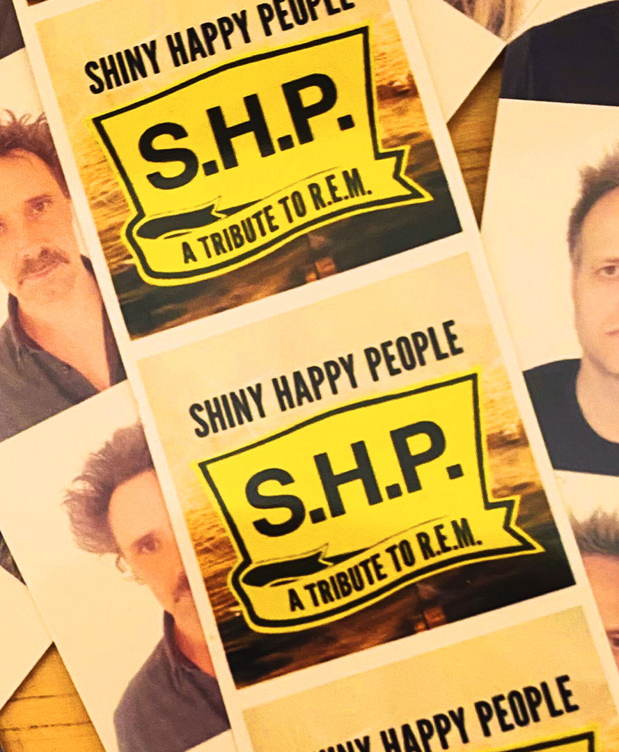 Shiny Happy People - Het Podium