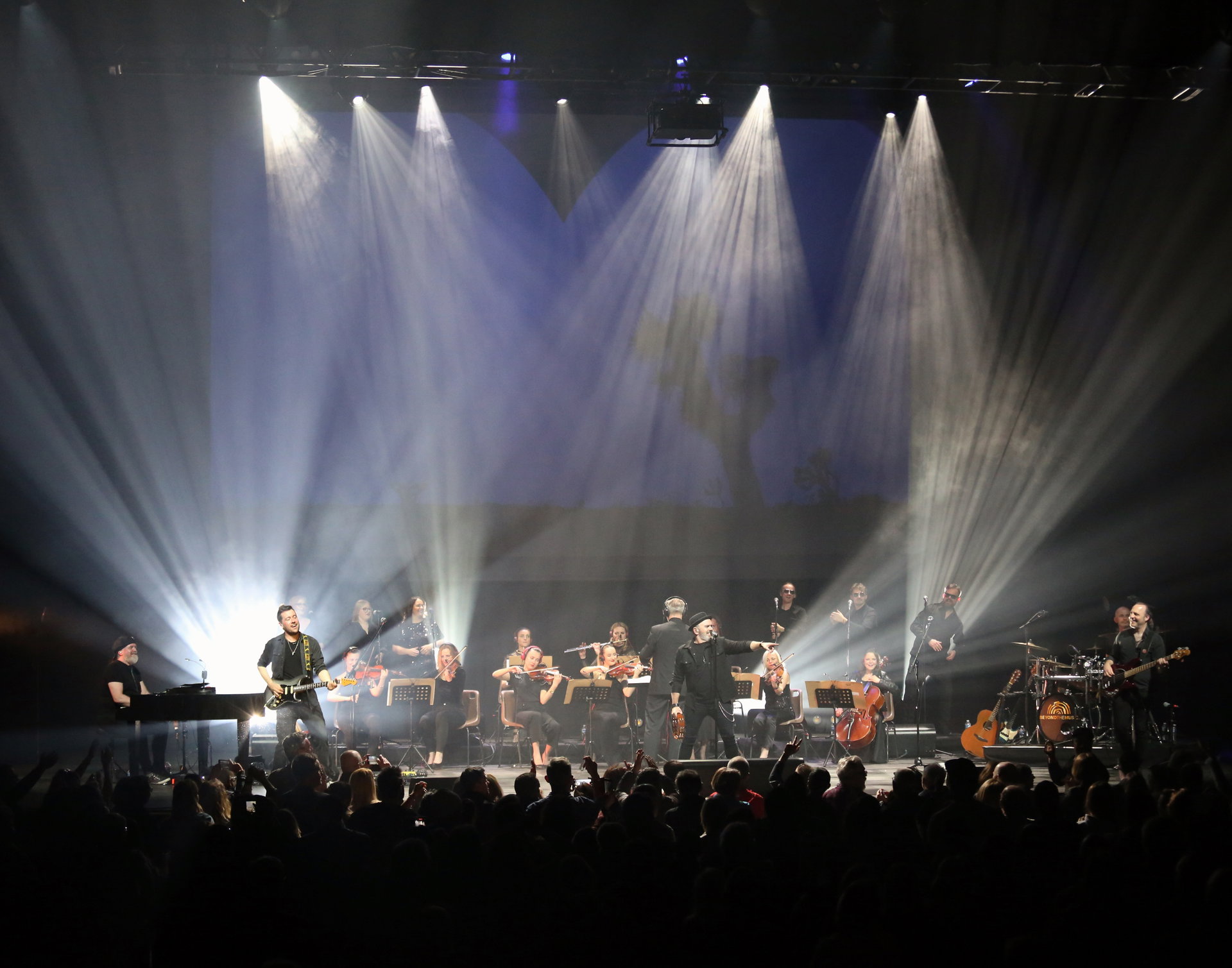 Beyond the Music - 2027 in De Tamboer